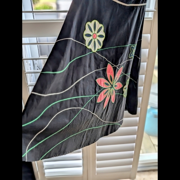 Black Floral Midi Dress - Picture 7 of 8